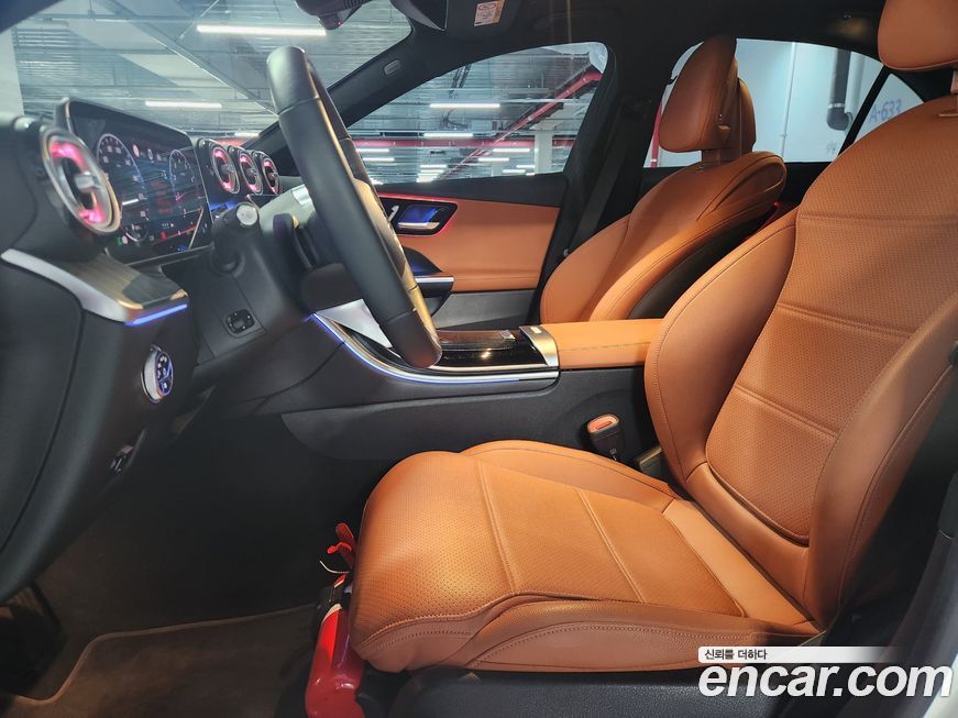 Mercedes-Benz C-Class 2025