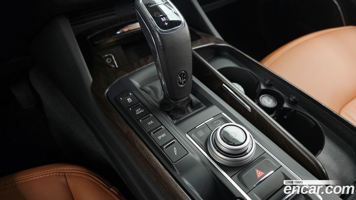 Maserati Levante 2020