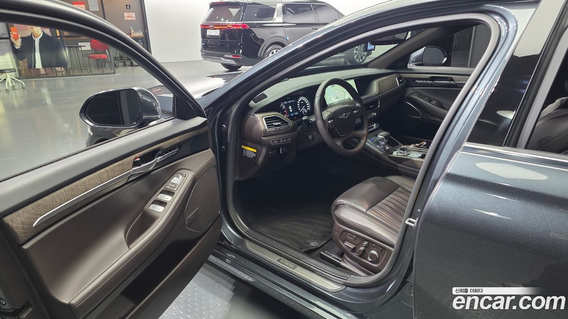 Genesis G90 2021