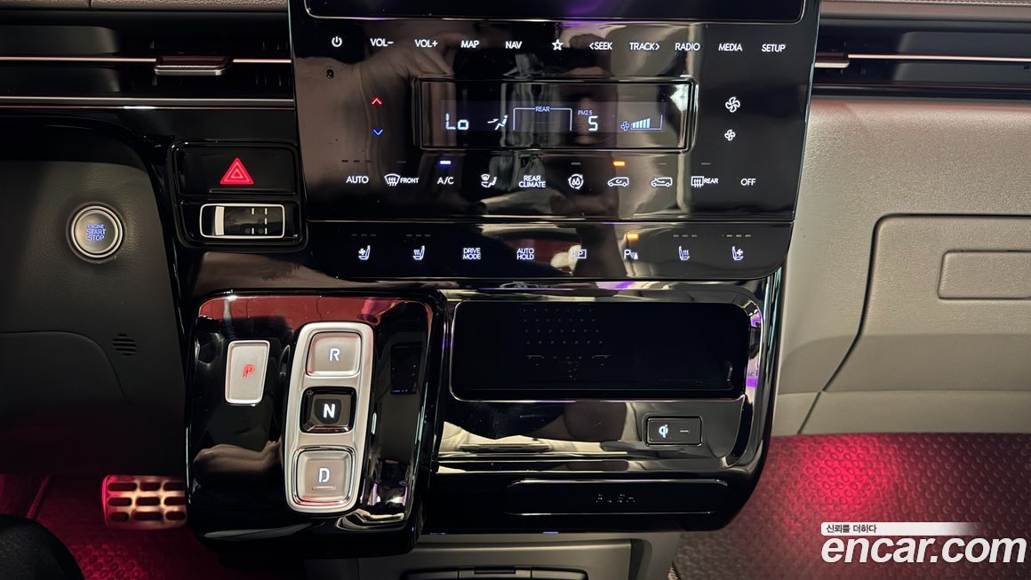 Hyundai Staria 2022