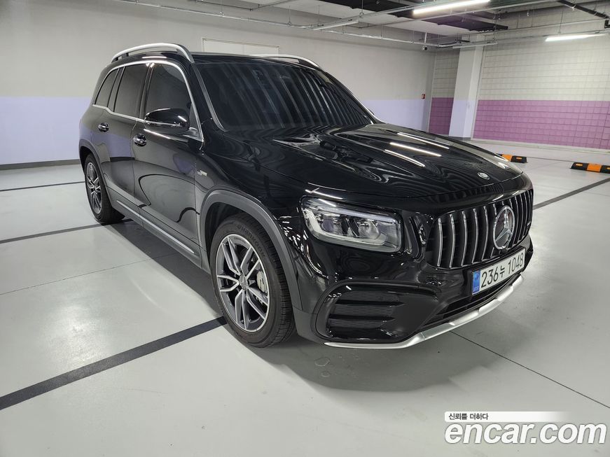 Mercedes-Benz GLB-Class 2025