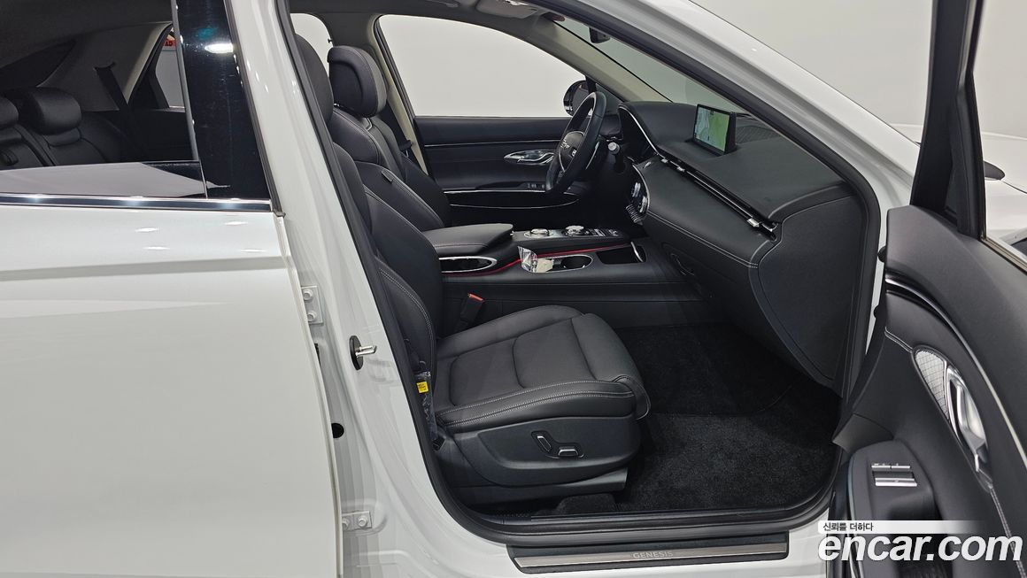 Genesis GV70 2024