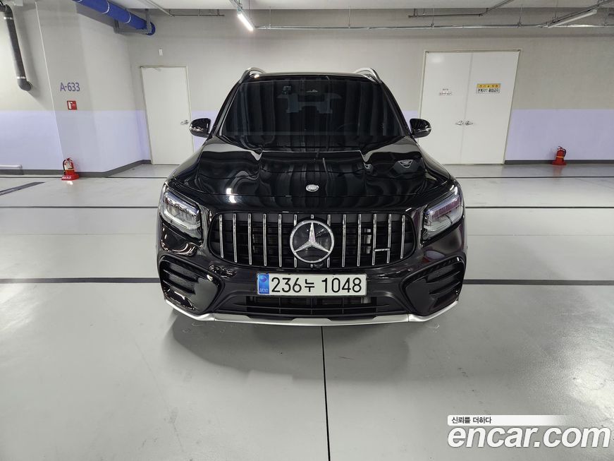 Mercedes-Benz GLB-Class 2025