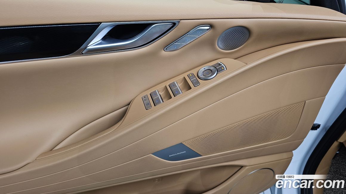 Genesis G80 2025