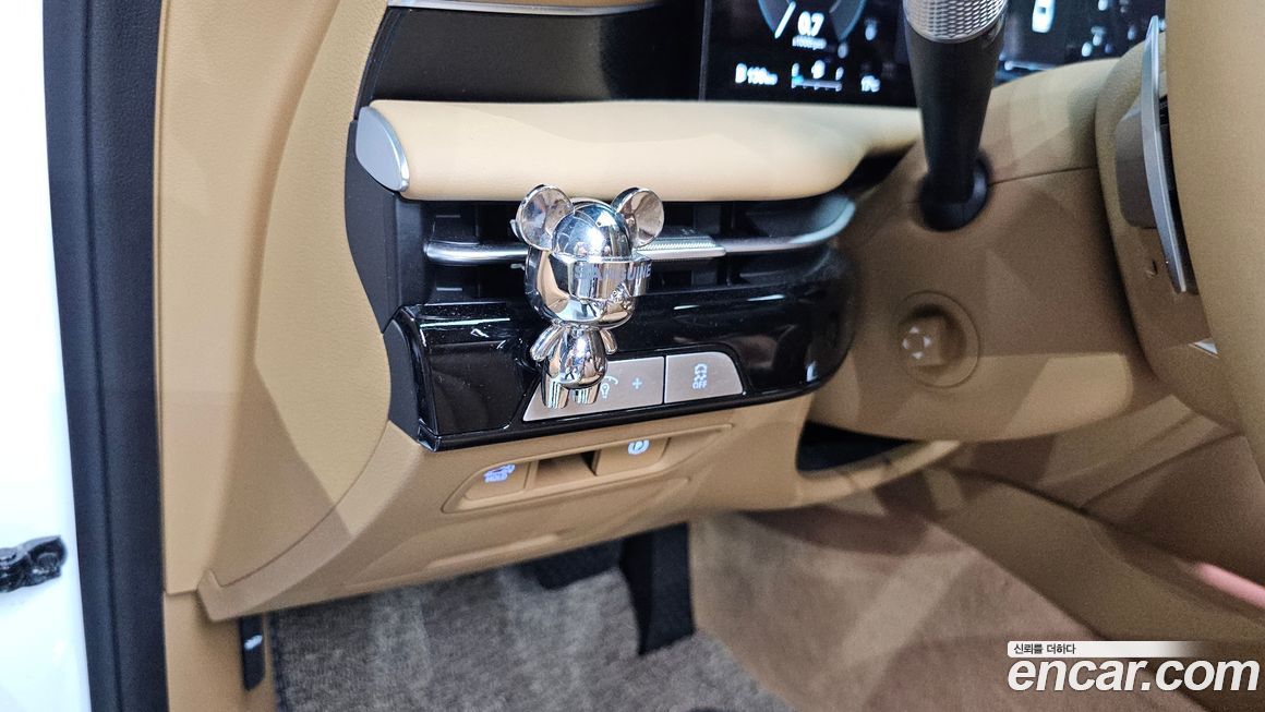 Genesis G80 2025