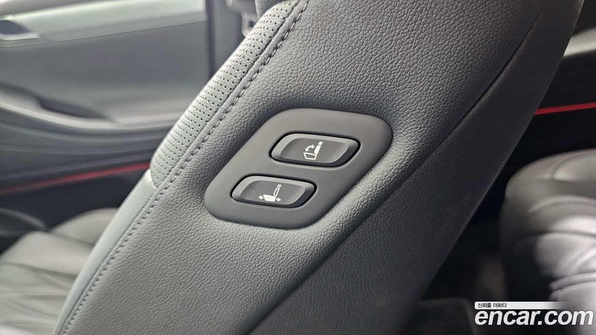Genesis G80 2025