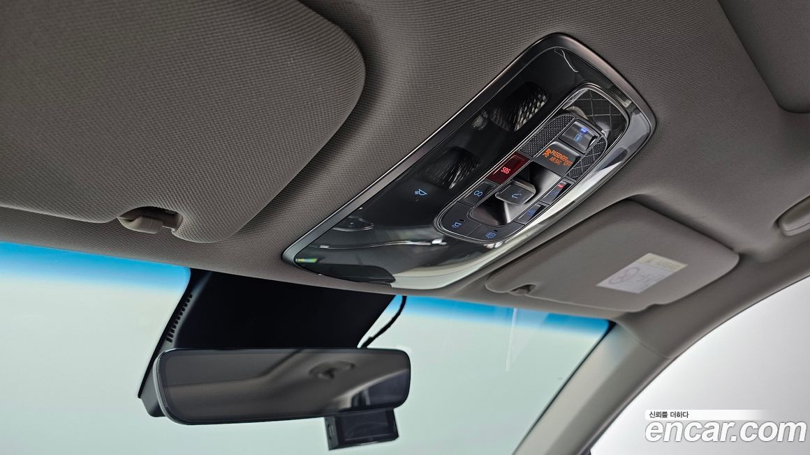 Genesis GV70 2024
