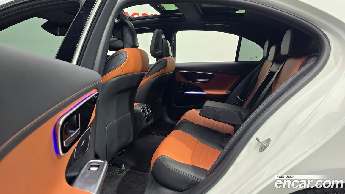 Mercedes-Benz C-Class 2023