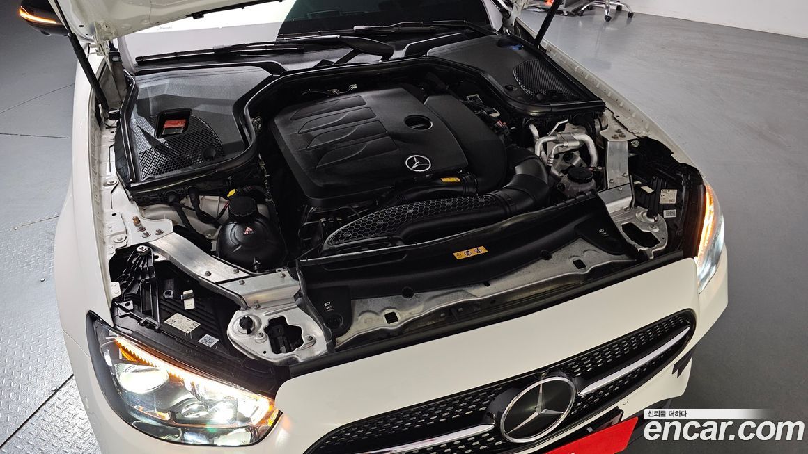 Mercedes-Benz E-Class 2023