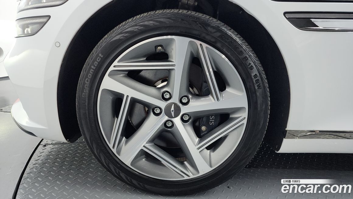 Genesis G80 2024