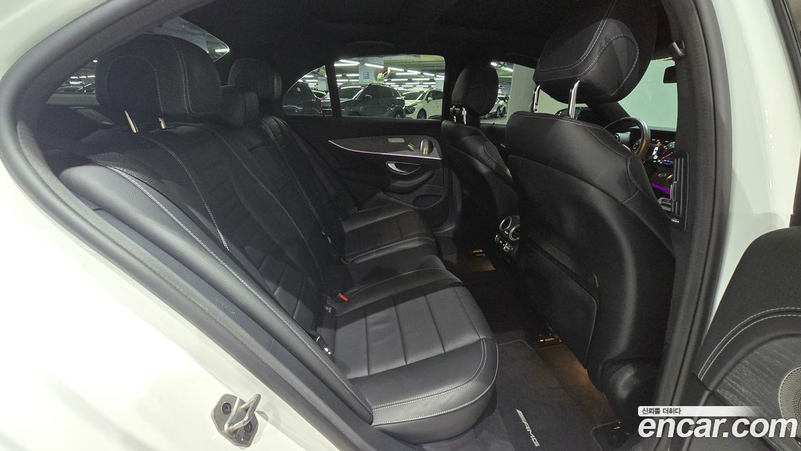 Mercedes-Benz E-Class 2023