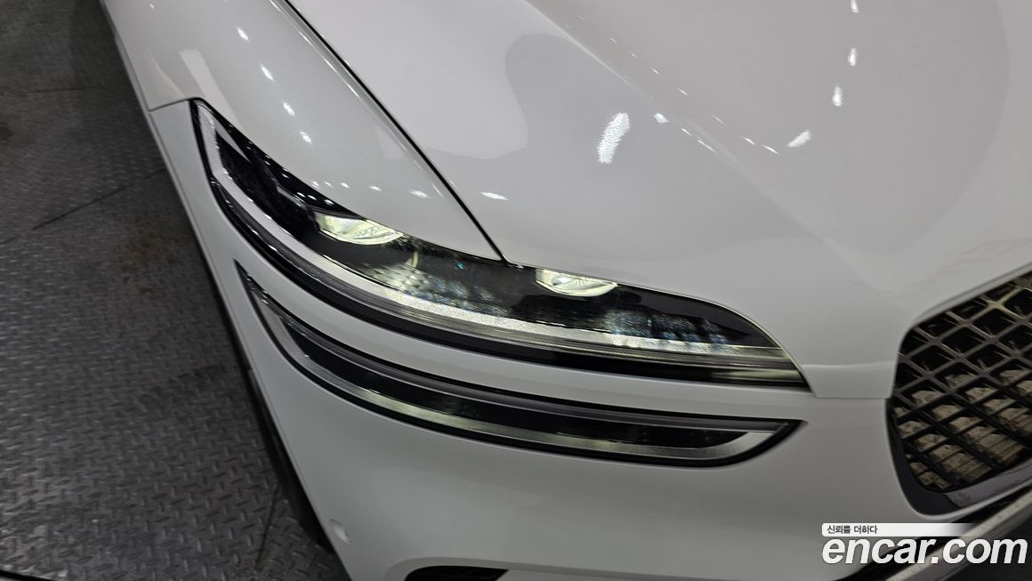 Genesis GV70 2024