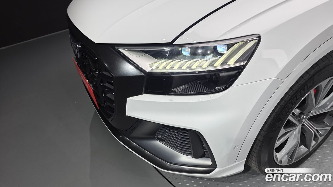 Audi Q8 2020