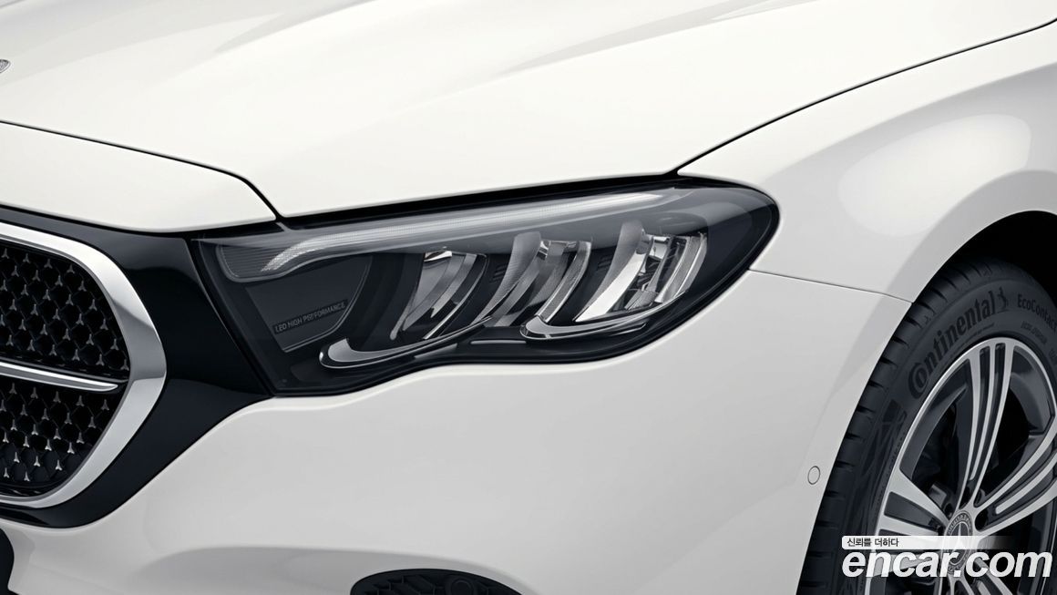Mercedes-Benz E-Class 2025