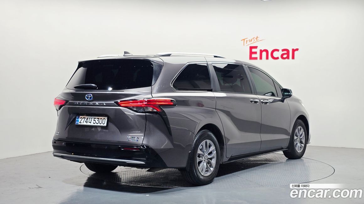 Toyota Sienna 2024