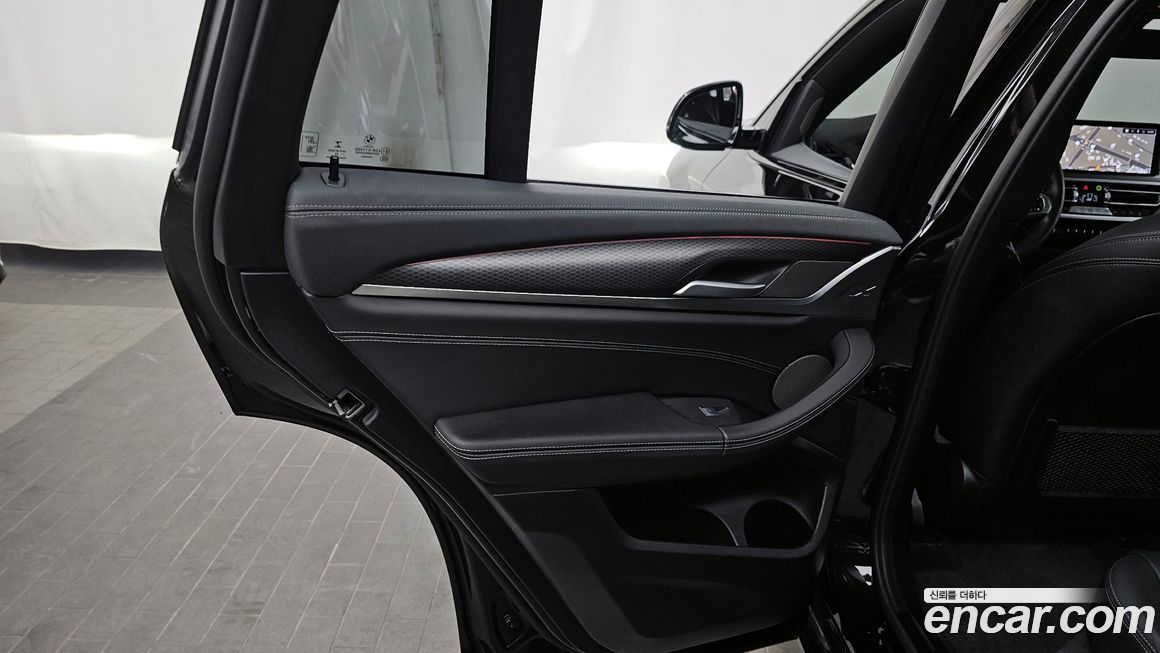 BMW X4 2023