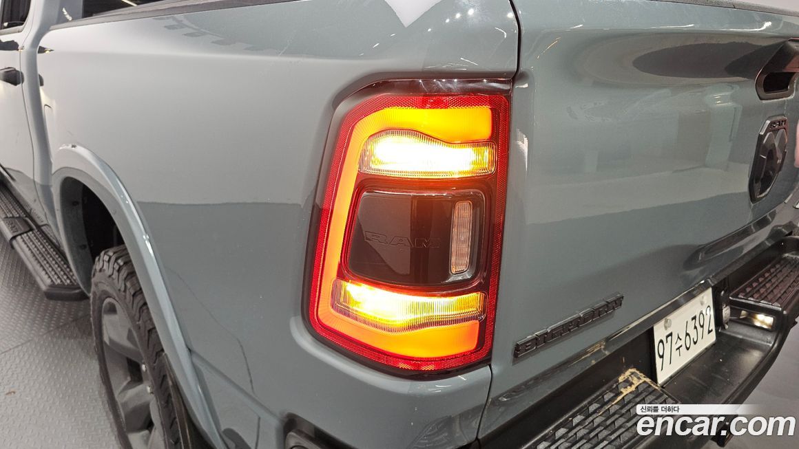Dodge Ram Pick Up 2021