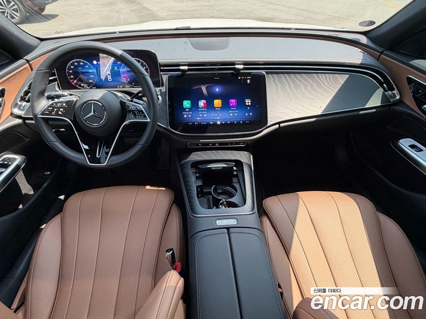 Mercedes-Benz E-Class 2024