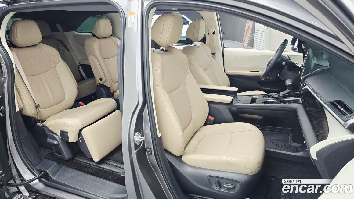 Toyota Sienna 2024