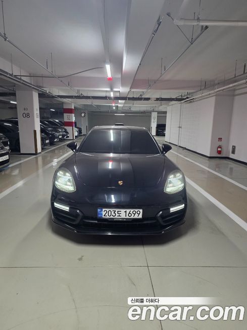 Porsche Panamera 2018