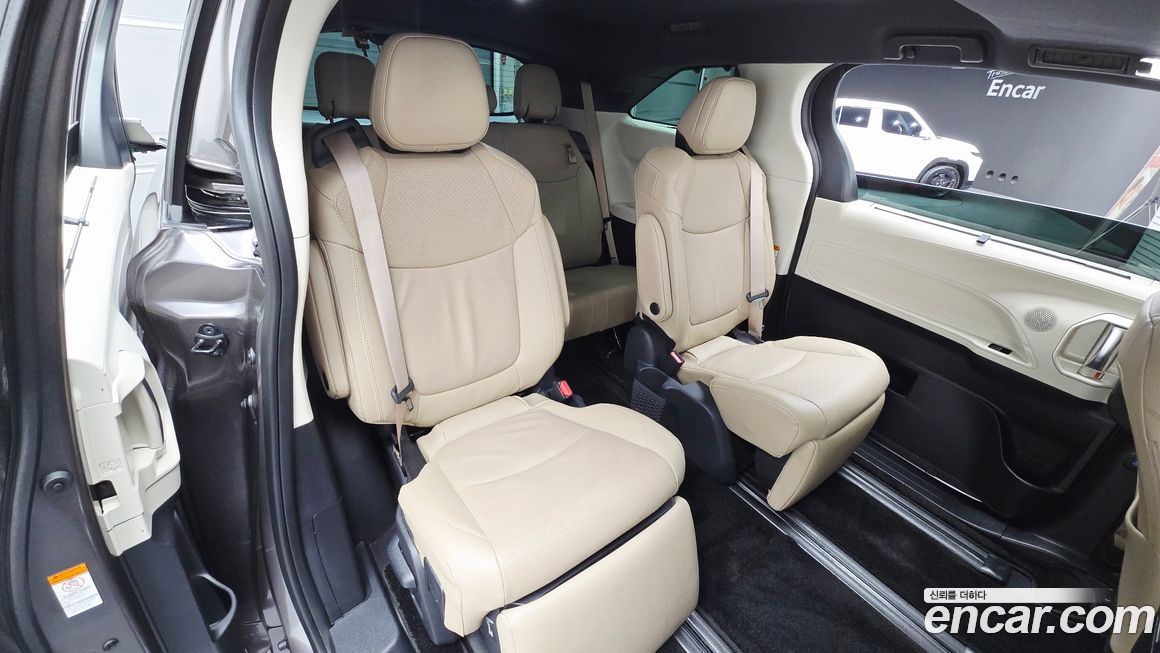 Toyota Sienna 2024