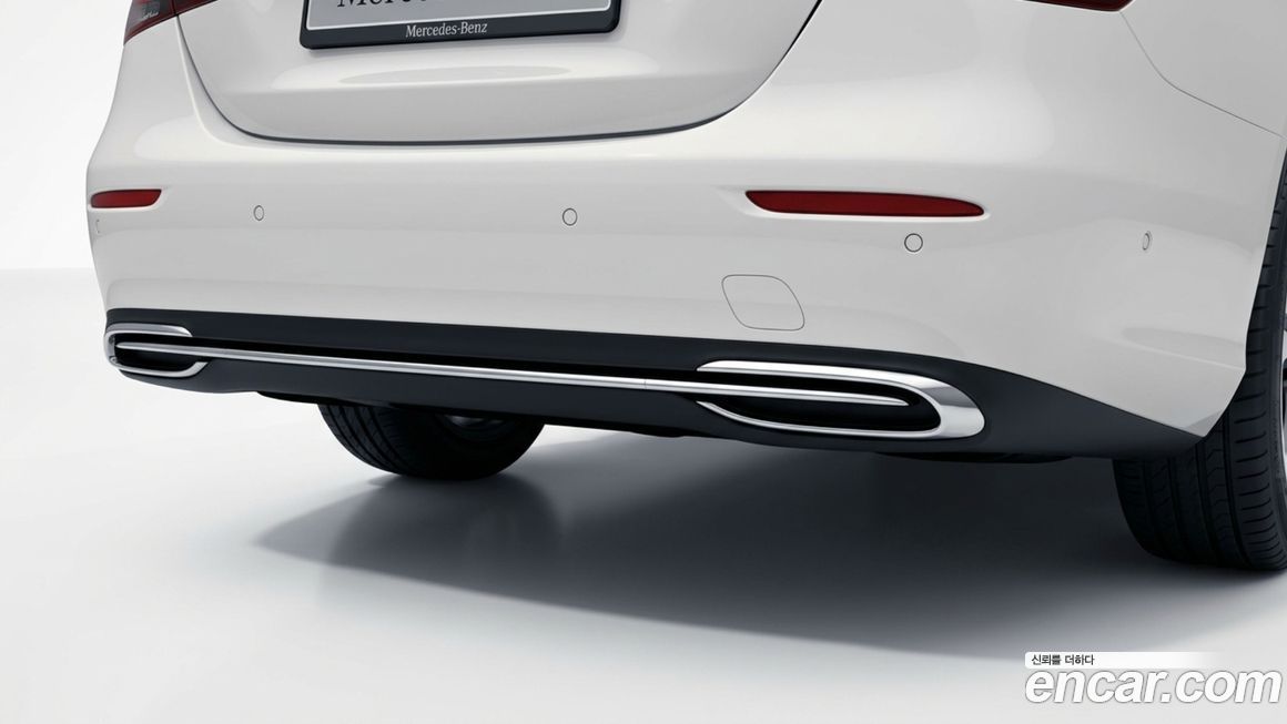 Mercedes-Benz E-Class 2025
