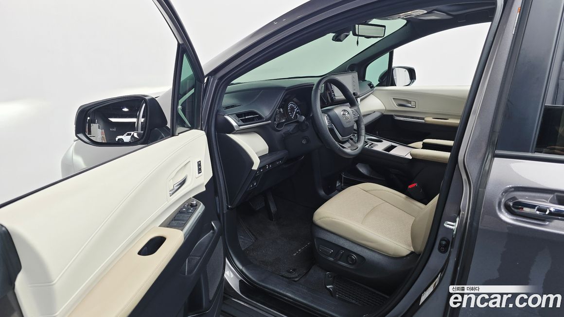 Toyota Sienna 2024