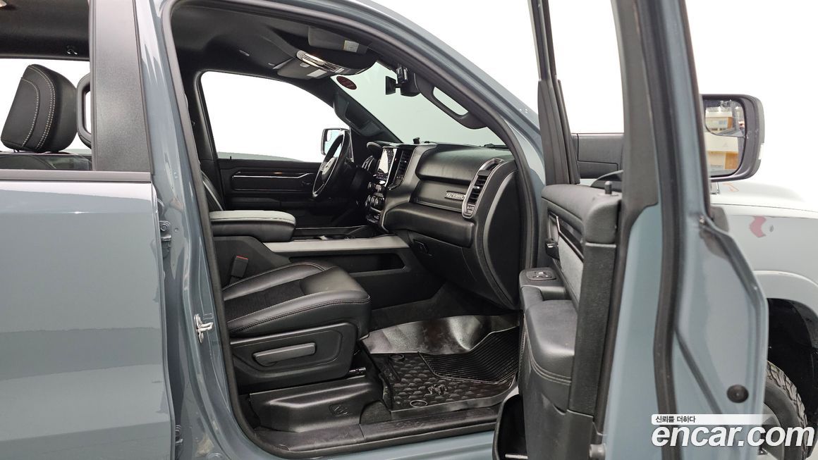 Dodge Ram Pick Up 2021