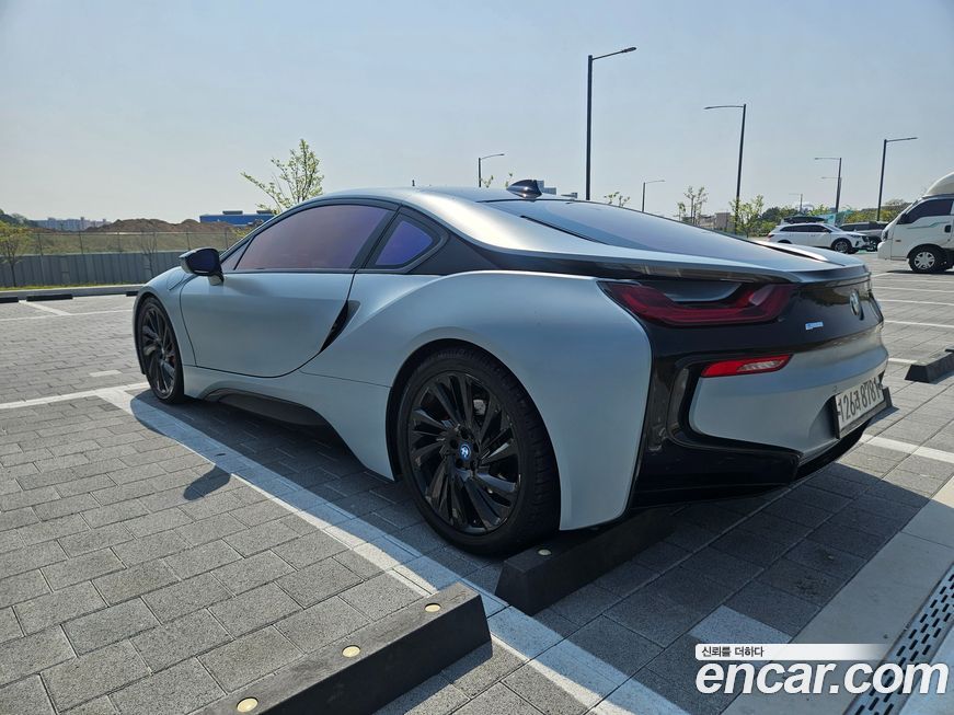BMW i8 2016