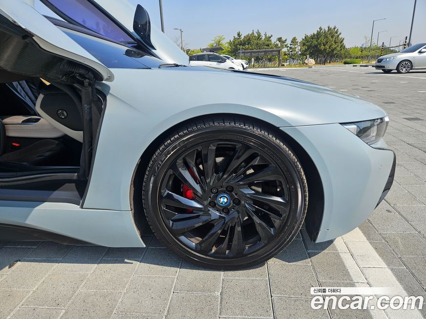 BMW i8 2016