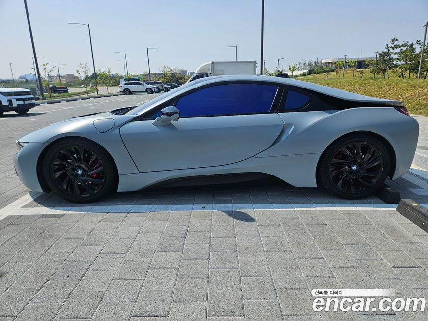 BMW i8 2016