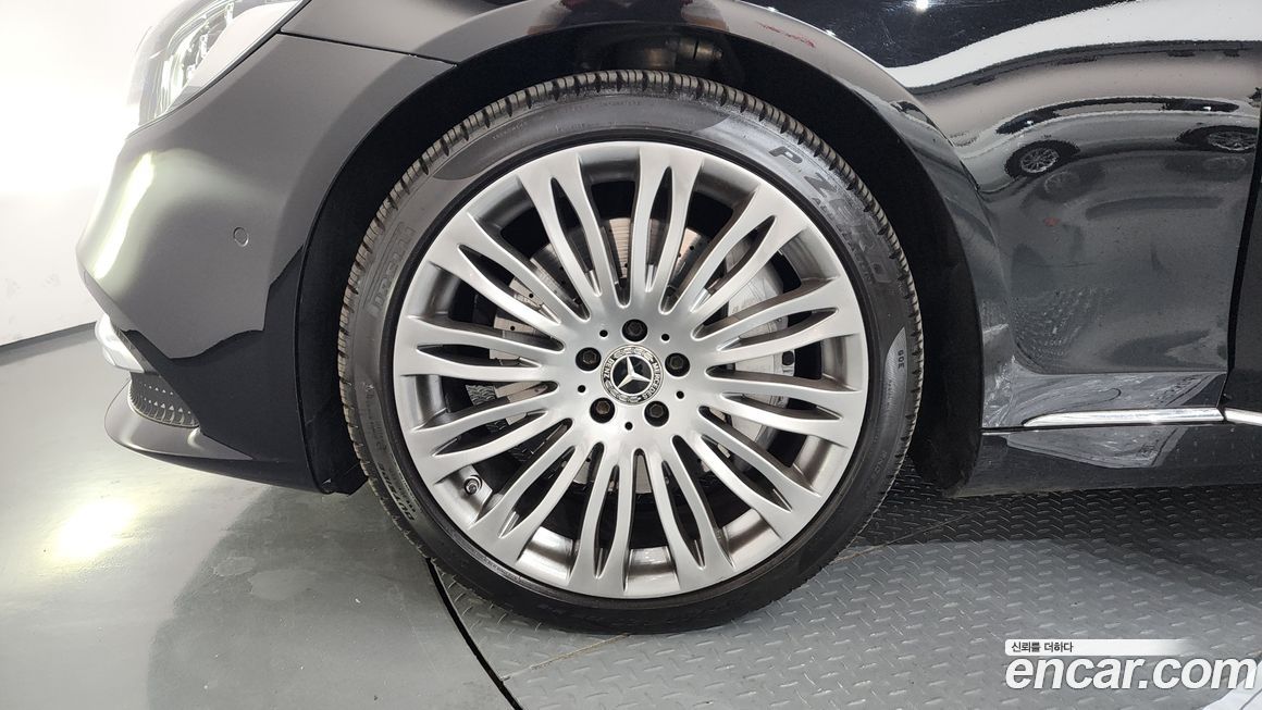 Mercedes-Benz S-Class 2019