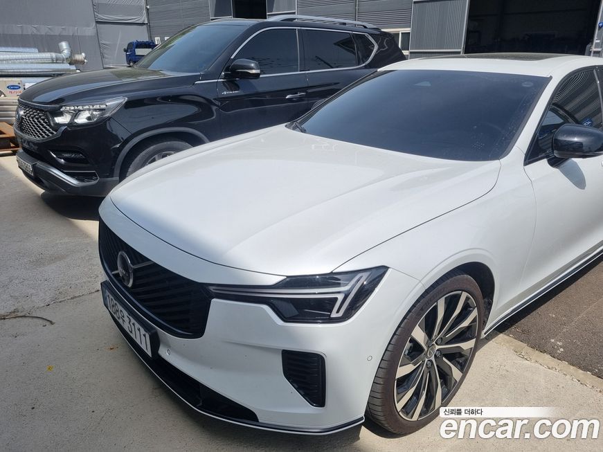 Volvo S90 2026