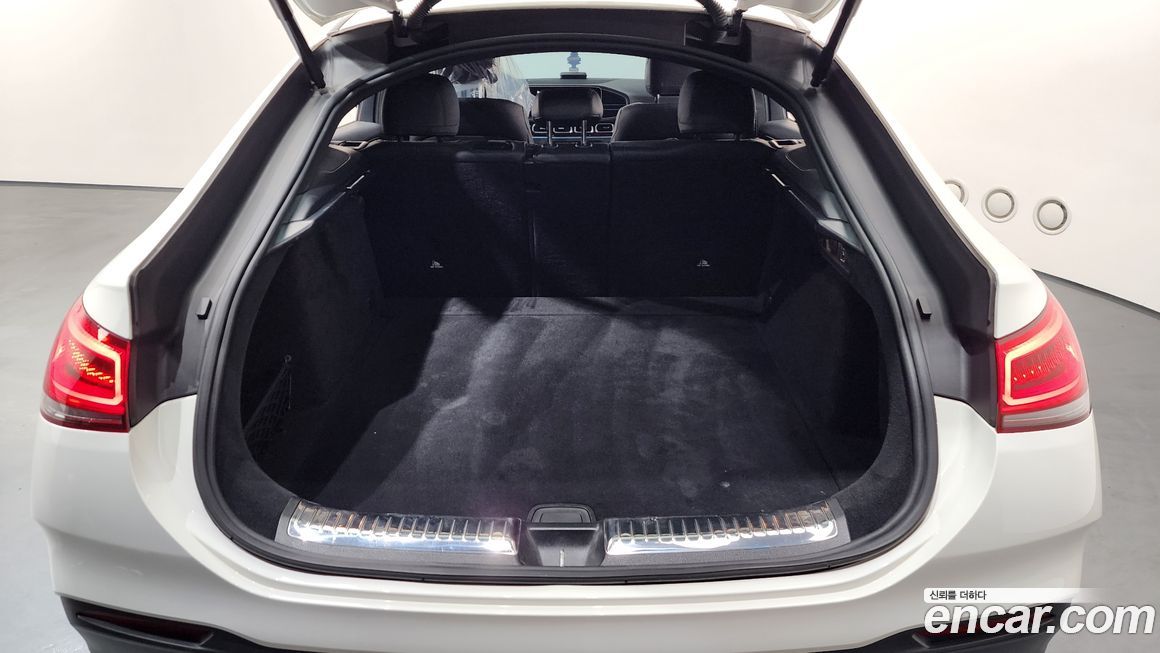 Mercedes-Benz GLE-Class 2021