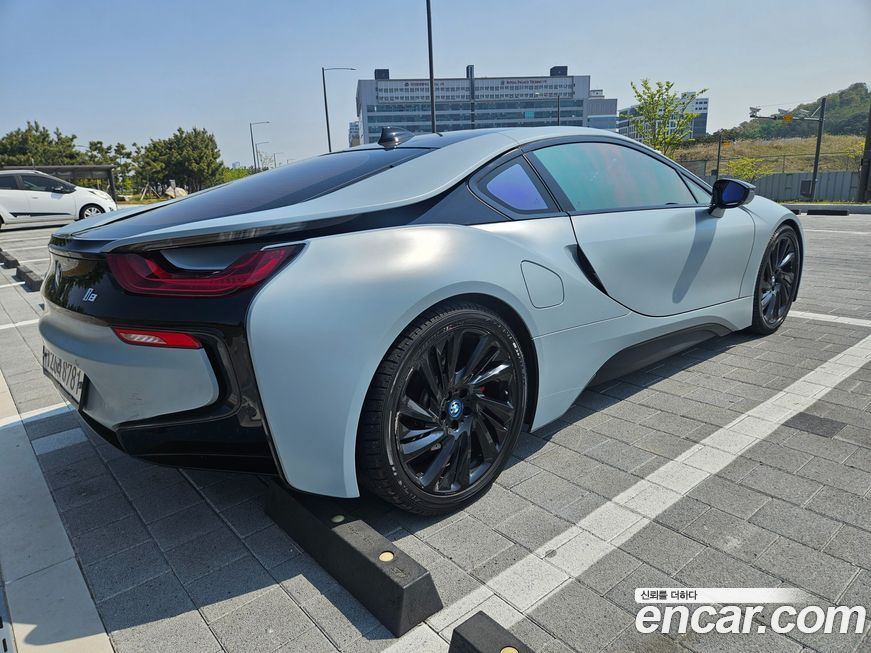 BMW i8 2016