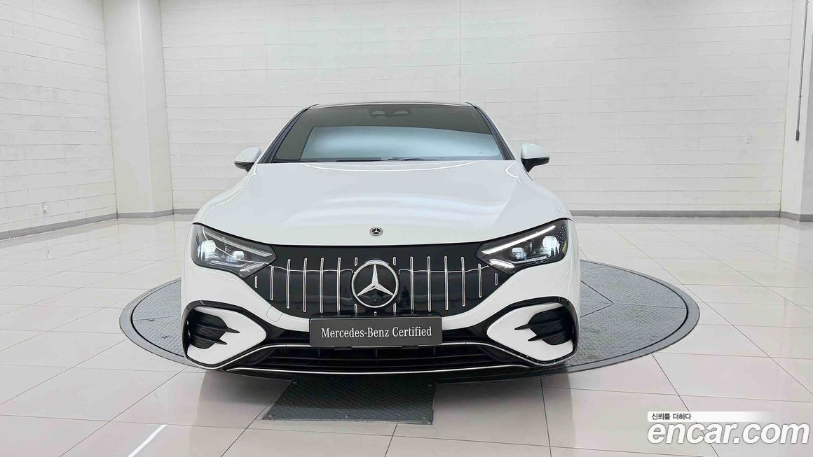 Mercedes-Benz EQE 2024