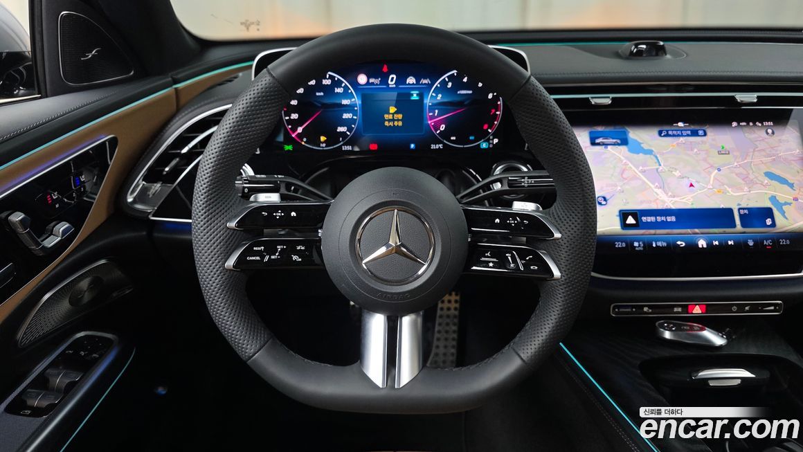 Mercedes-Benz E-Class 2024
