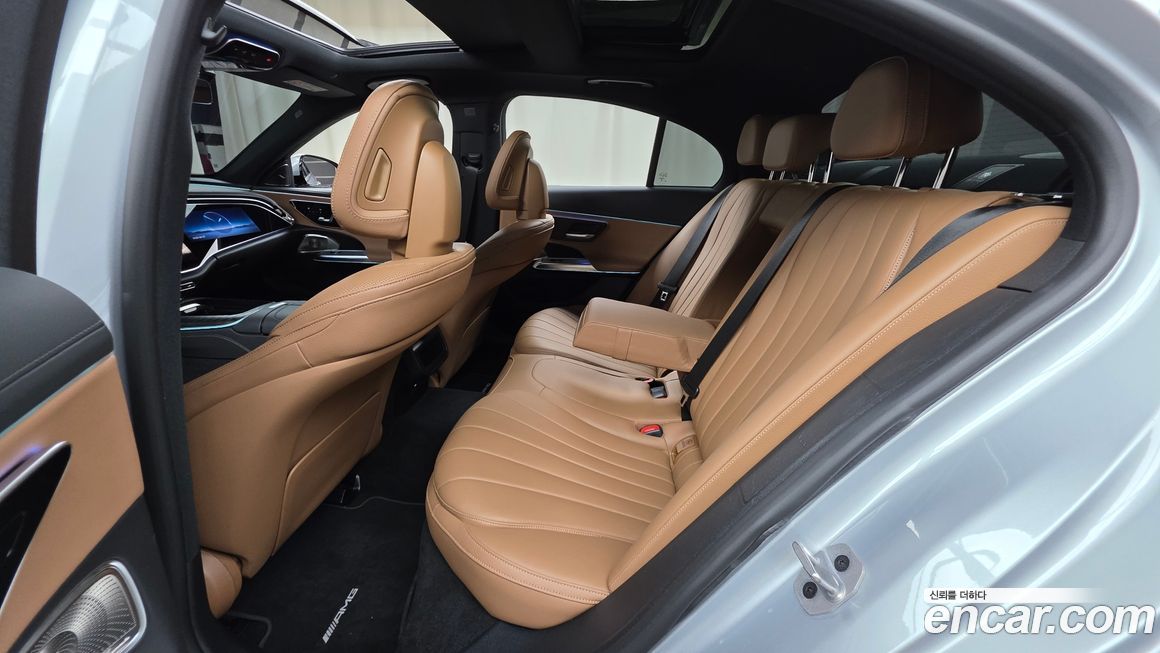 Mercedes-Benz E-Class 2024