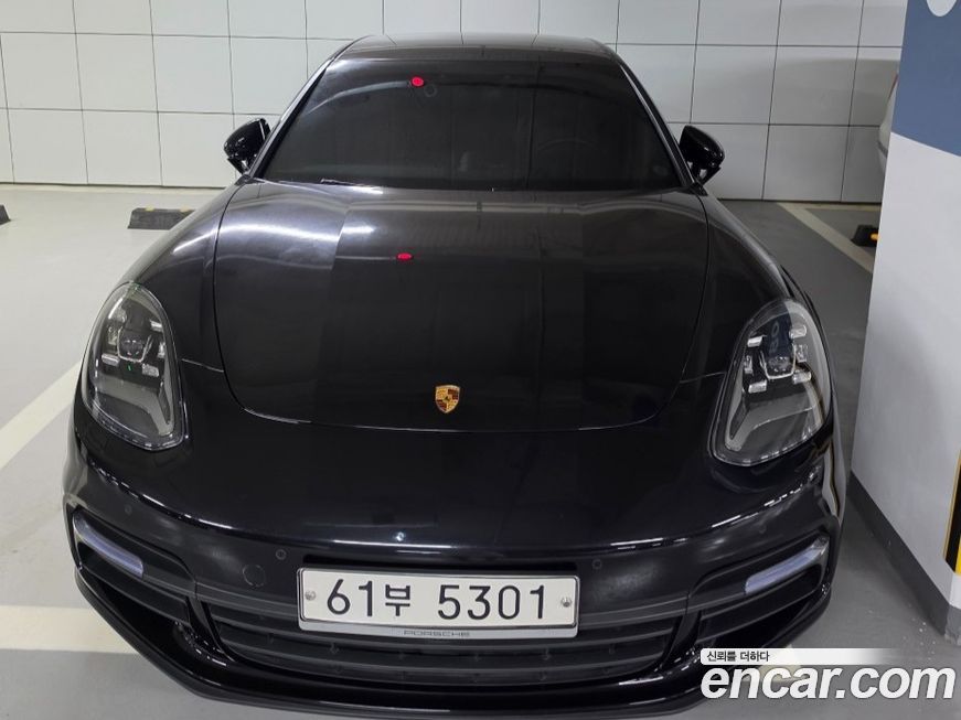 Porsche Panamera 2018