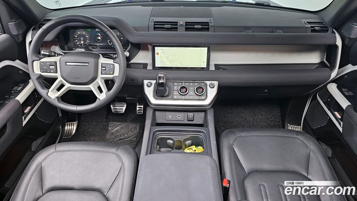 Land Rover Defender 2022