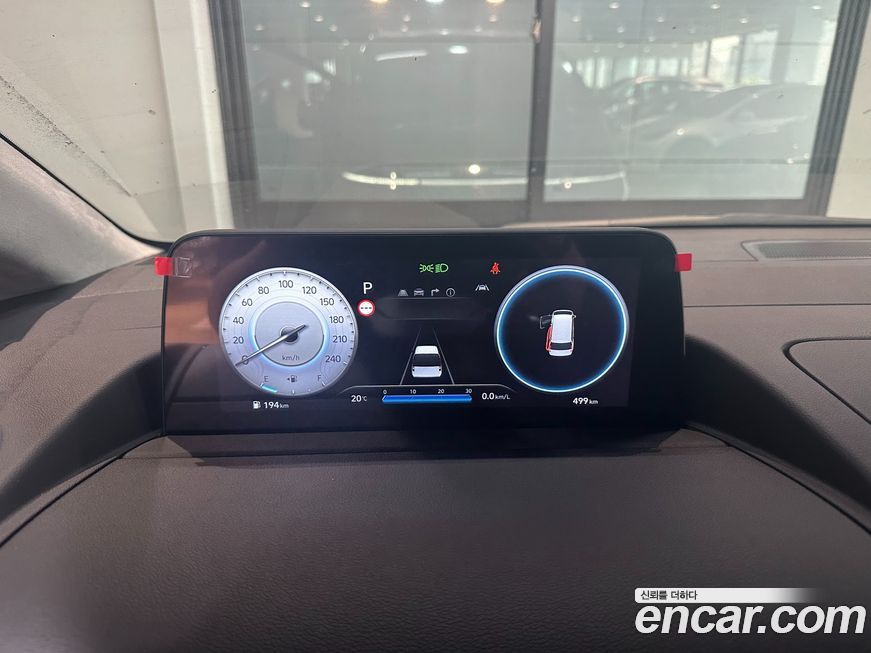 Hyundai Staria 2025