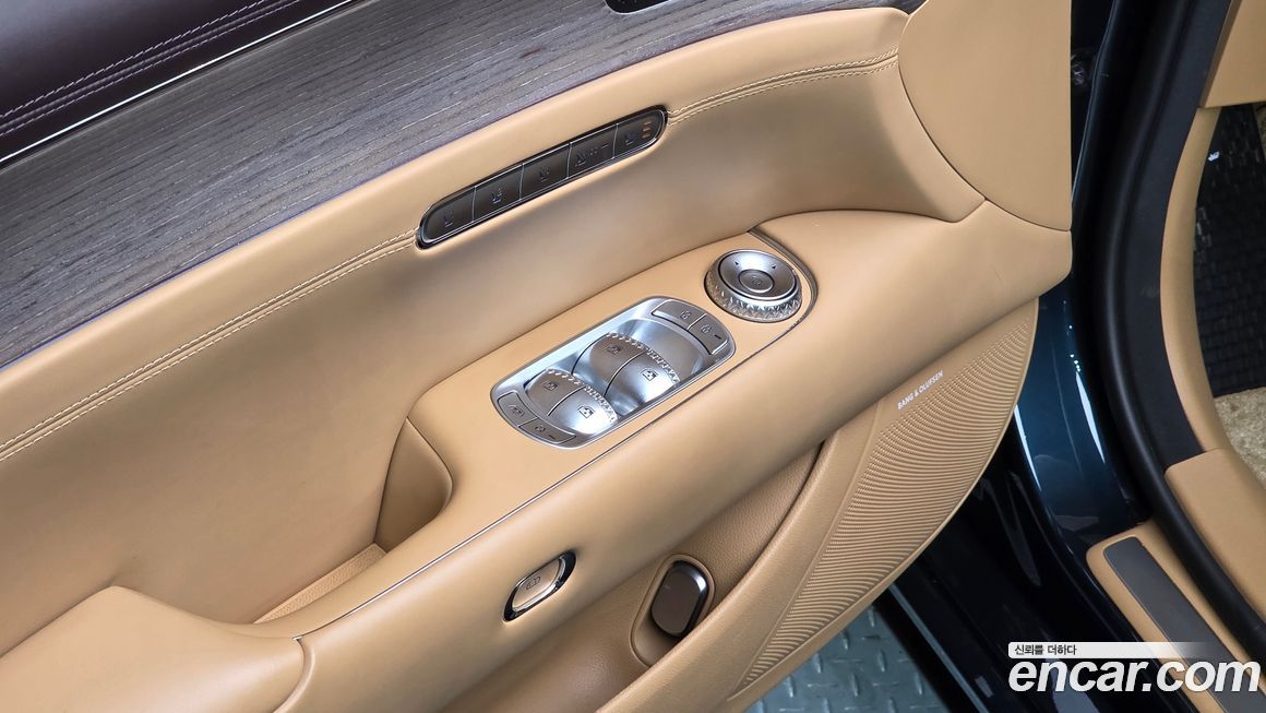 Genesis G90 2022