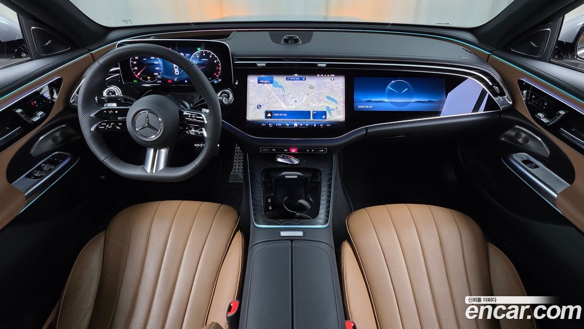 Mercedes-Benz E-Class 2024