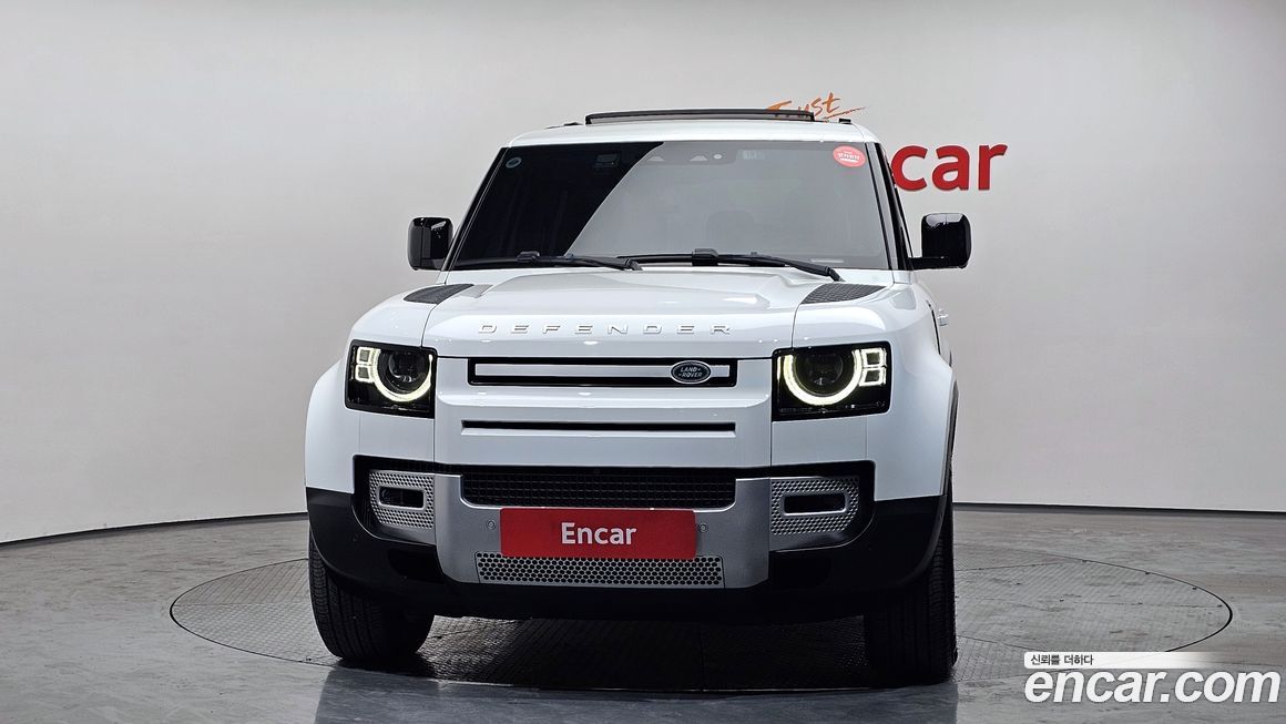 Land Rover Defender 2022