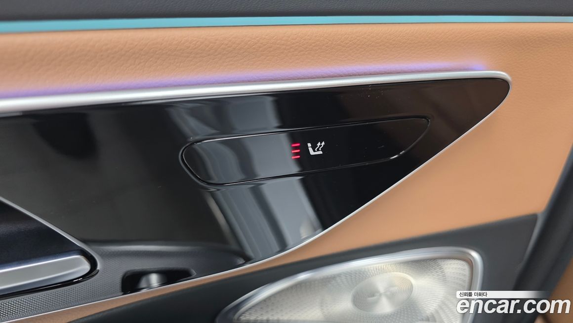 Mercedes-Benz E-Class 2024