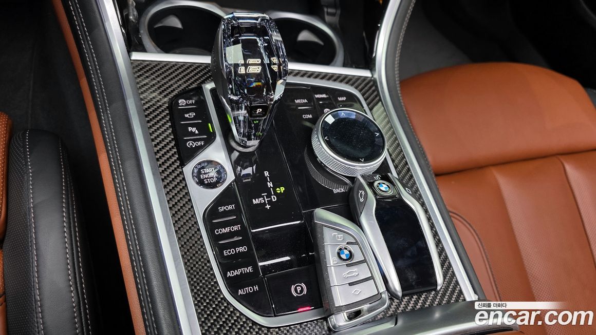 BMW 8-Series 2024
