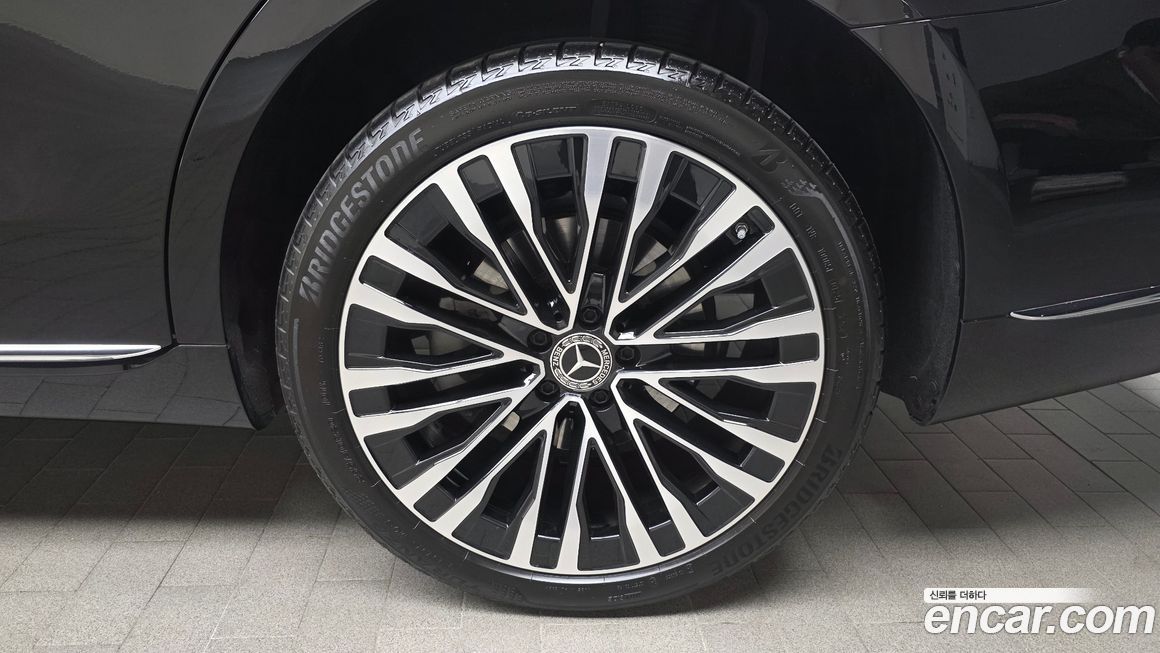 Mercedes-Benz S-Class 2022