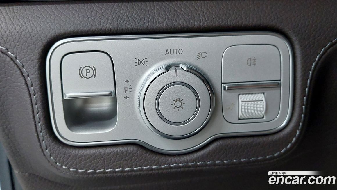 Mercedes-Benz GLE-Class 2023