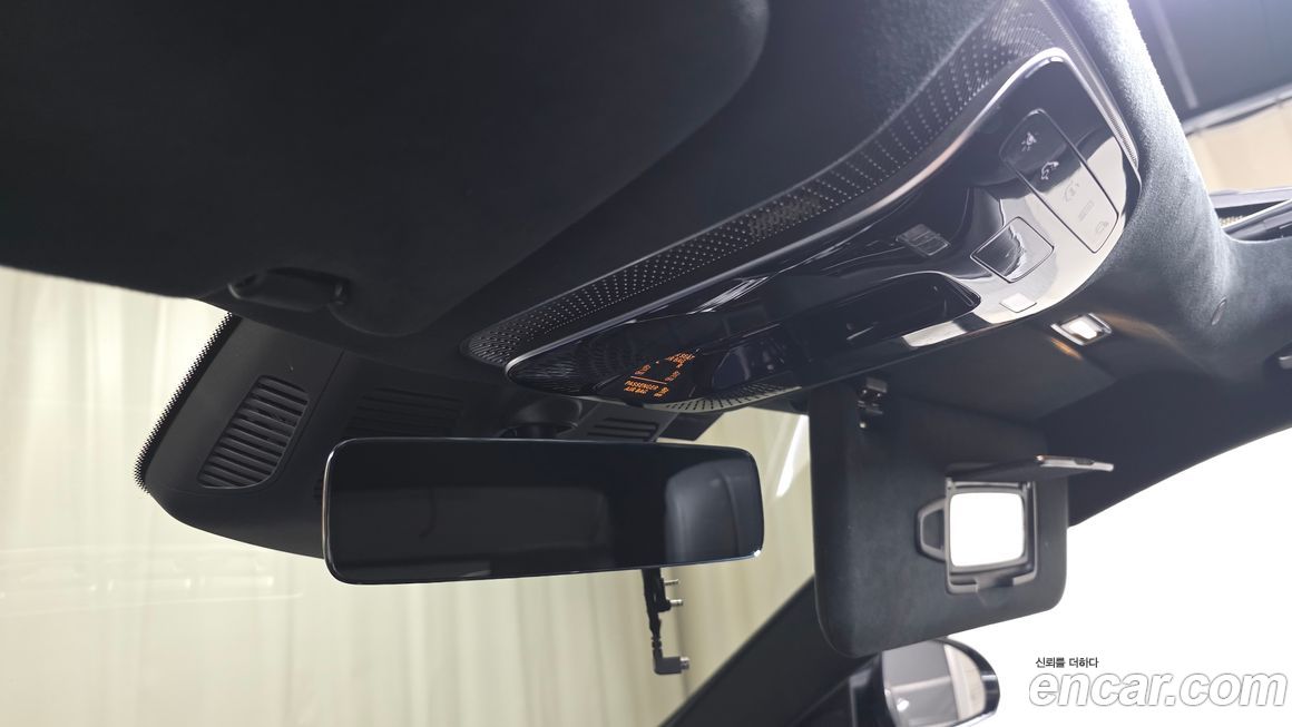 Mercedes-Benz S-Class 2021