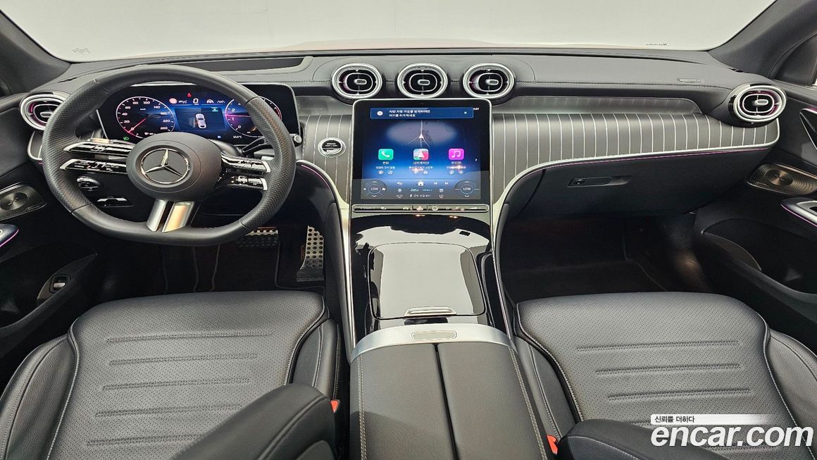 Mercedes-Benz GLC-Class 2025